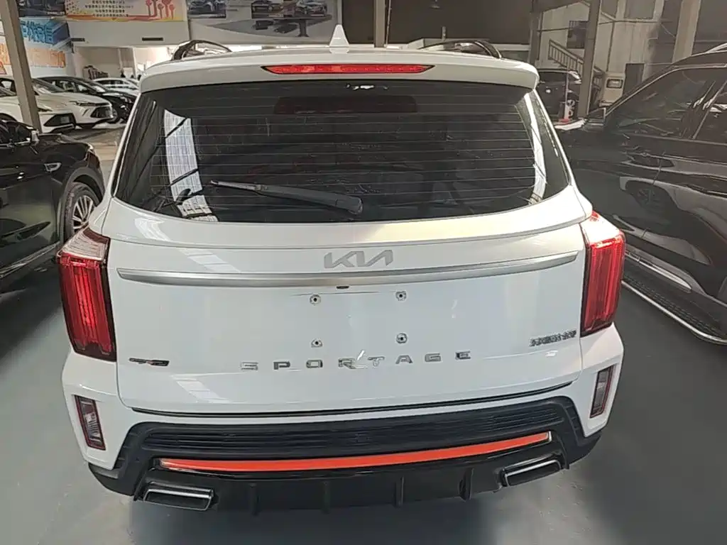 Kia Sportage — фото 6