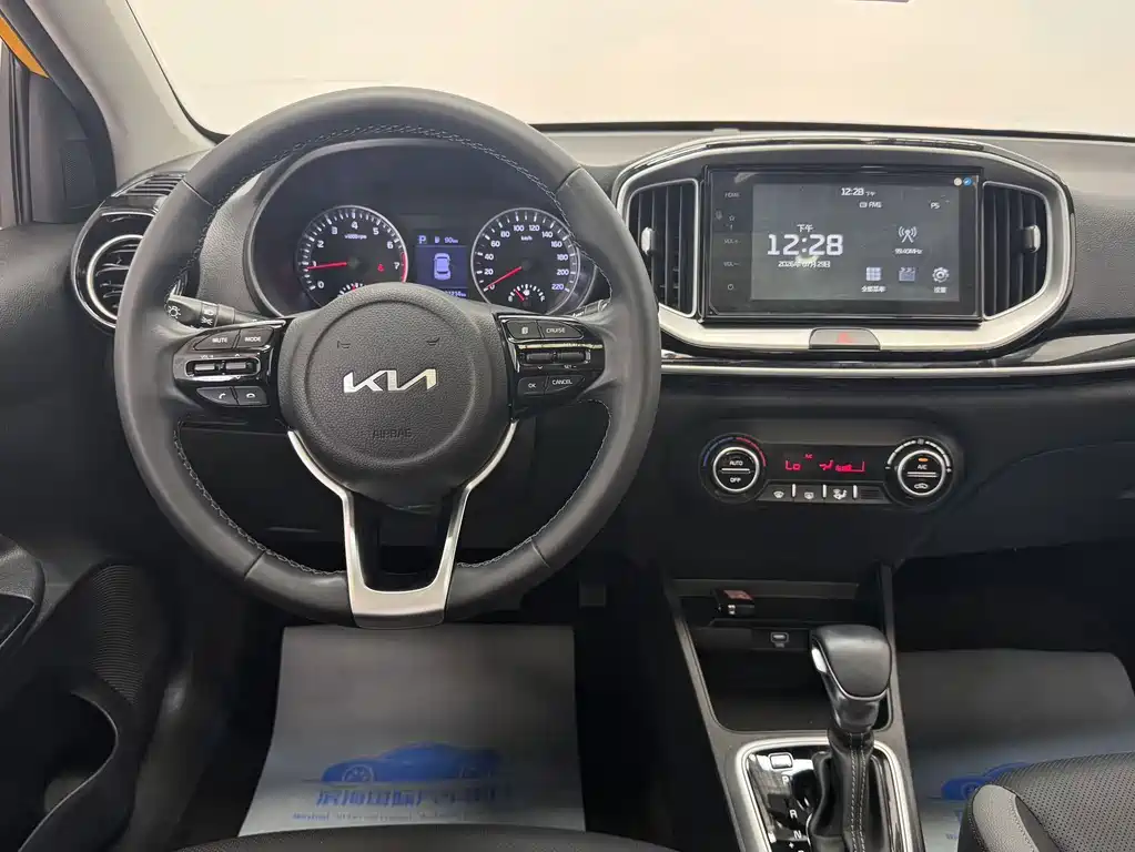 Kia KX1 — фото 14