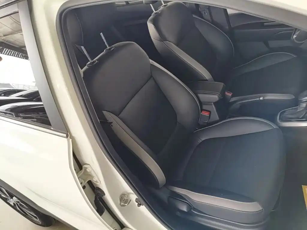 Kia KX1 — фото 25