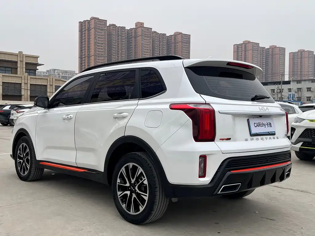 Kia Sportage — фото 6