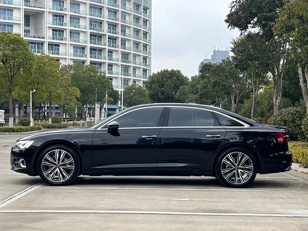 Audi A6L — фото 3