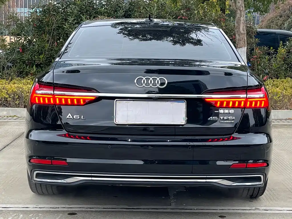Audi A6L — фото 4