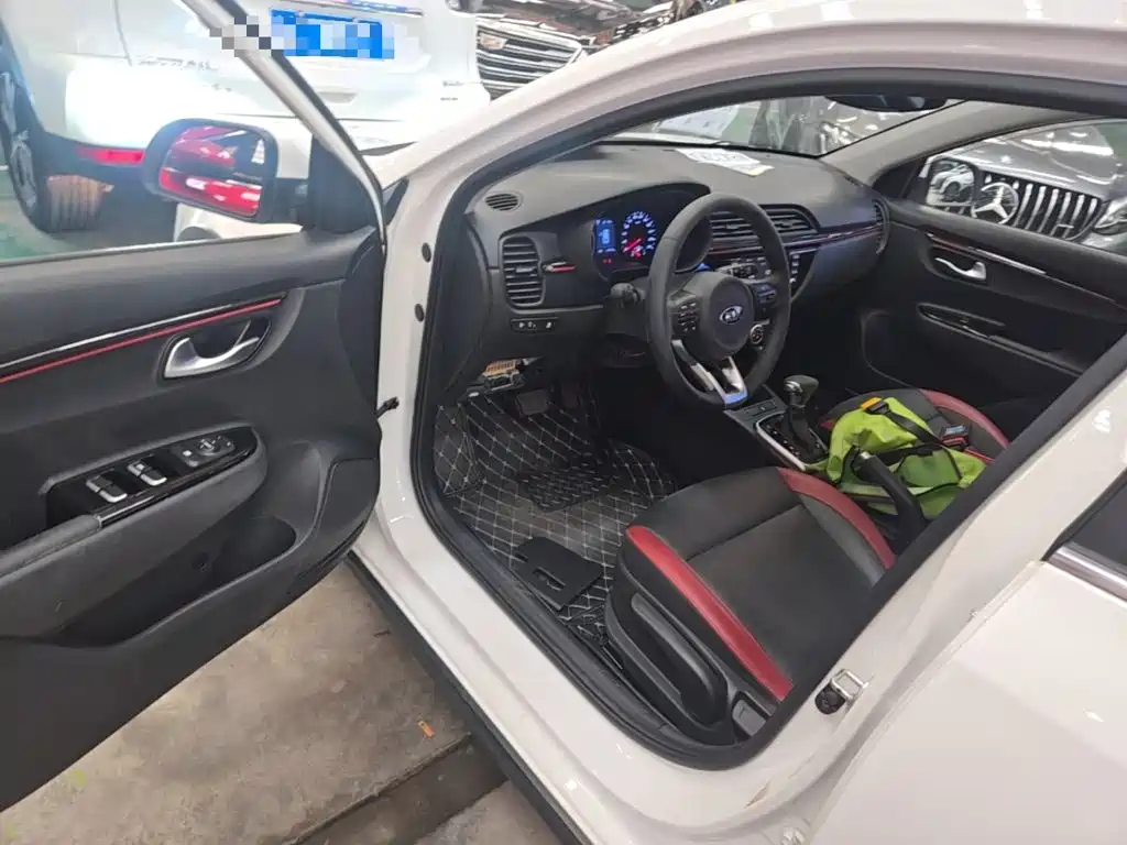 Kia KX Cross — фото 16