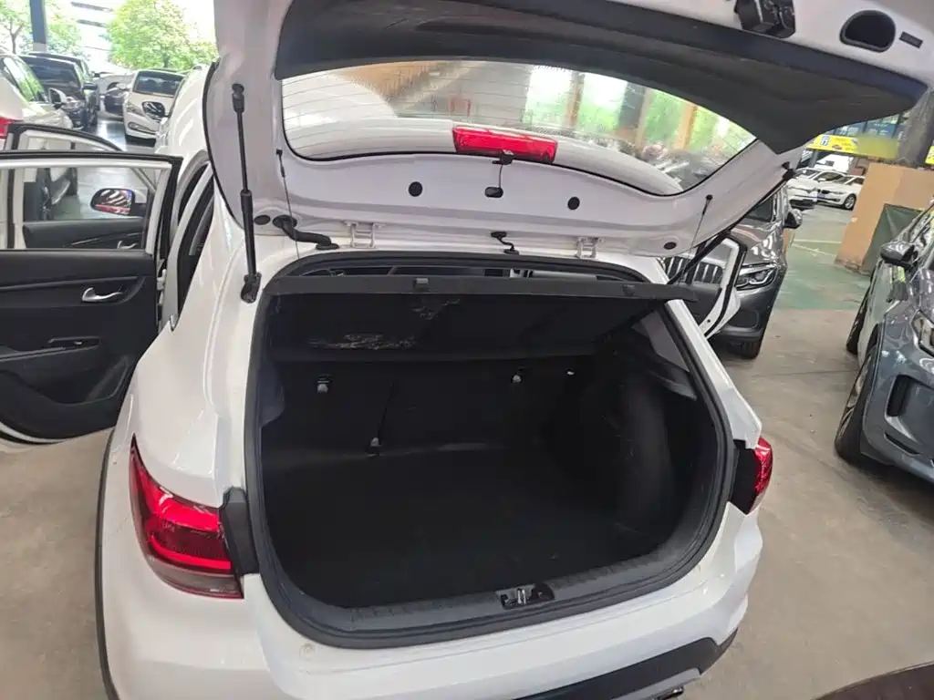 Kia KX Cross — фото 19