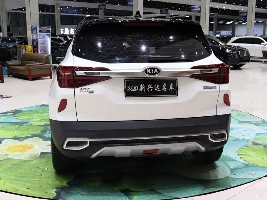 Kia KX3 — фото 5