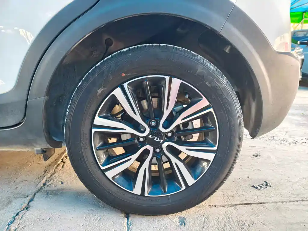 Kia KX1 — фото 15