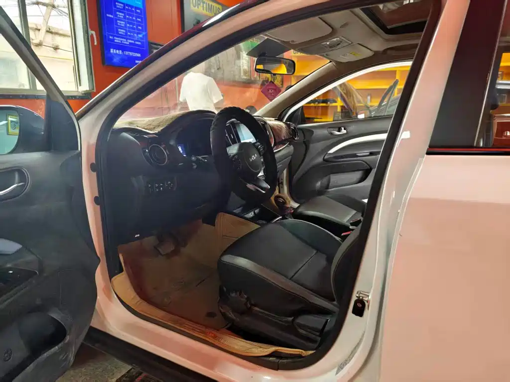 Kia KX1 — фото 6