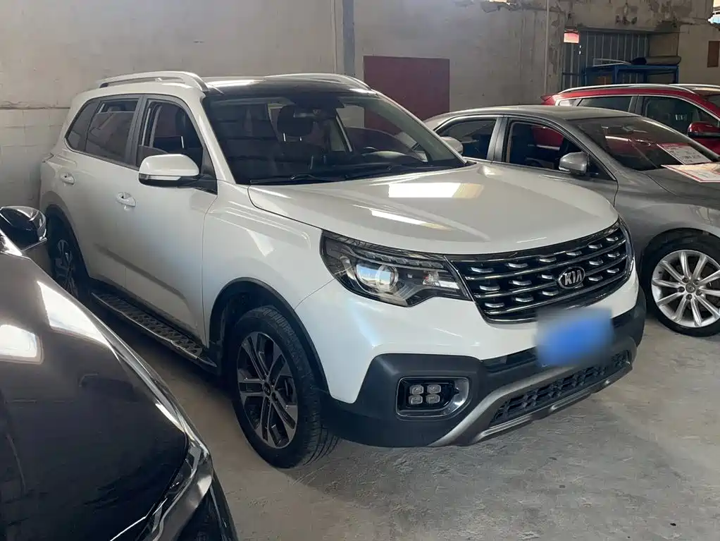 Kia Sportage — фото 11