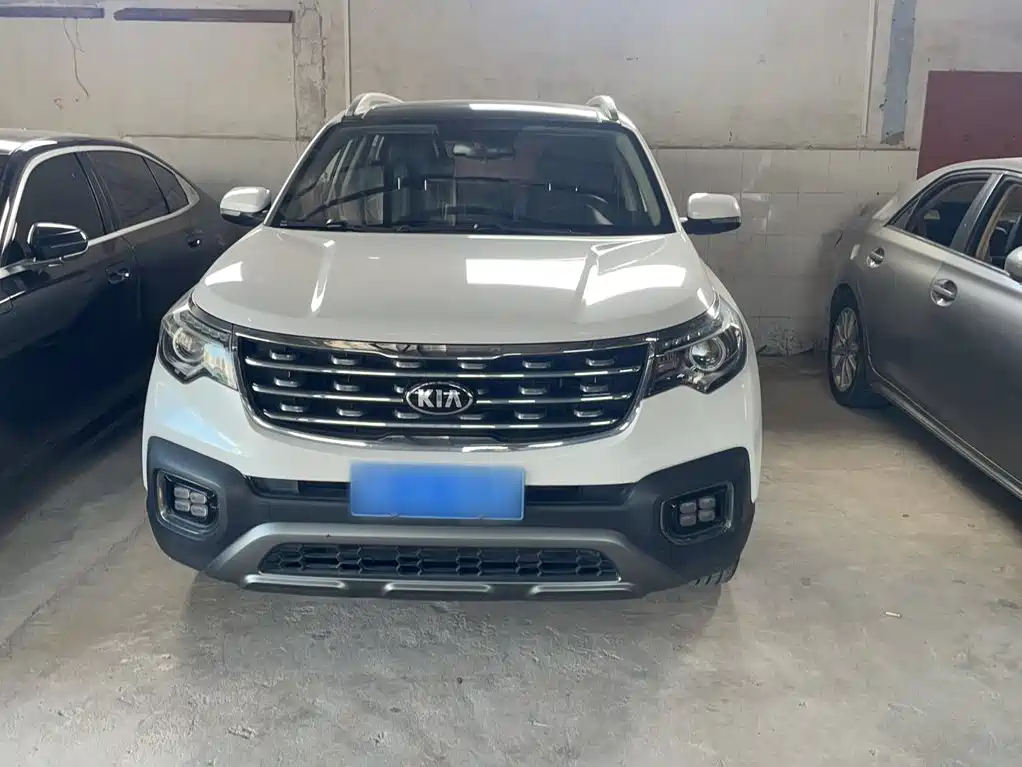 Kia Sportage — фото 10