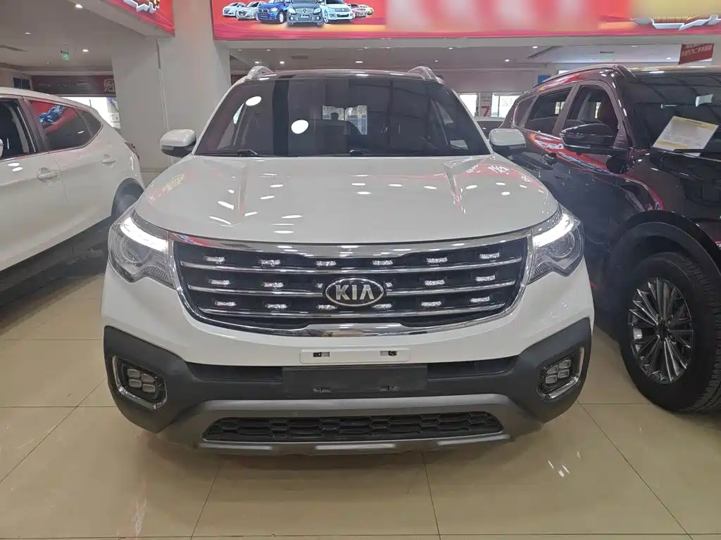 Kia Sportage — фото 7