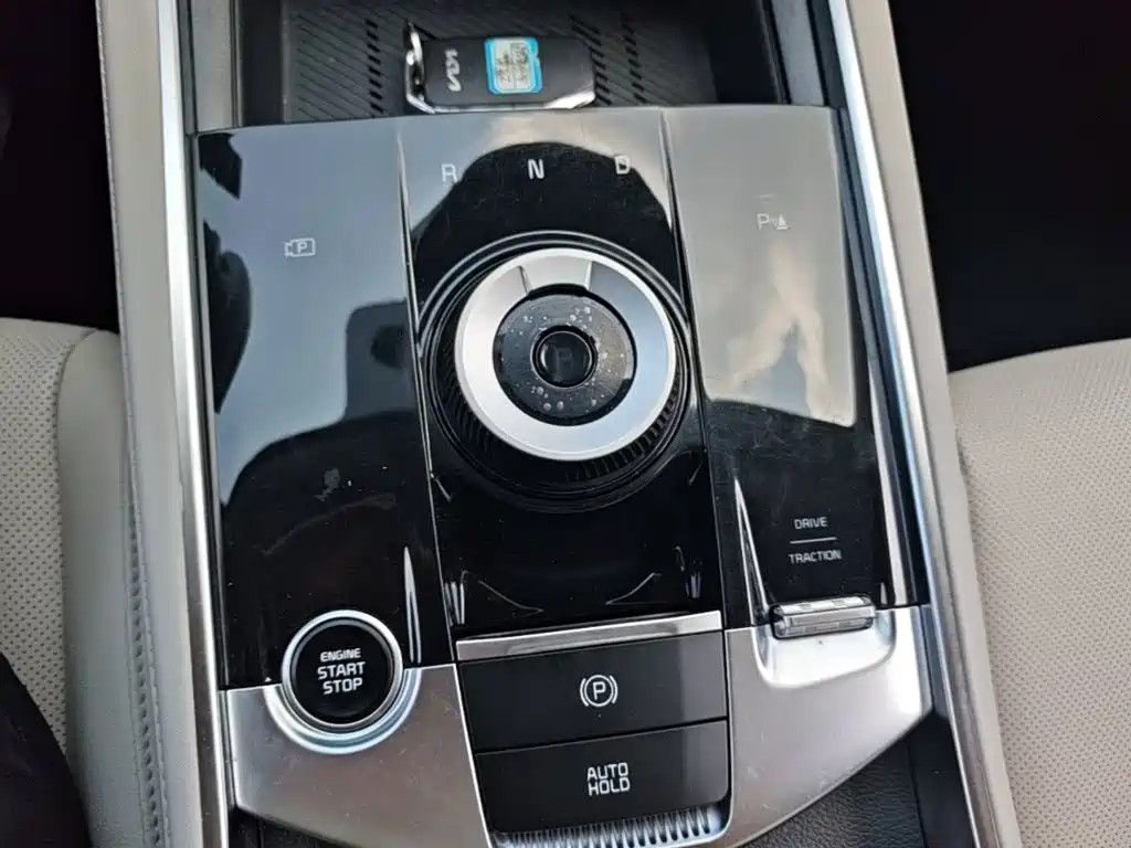 Kia Sportage — фото 14