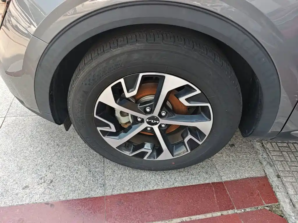 Kia Sportage — фото 23
