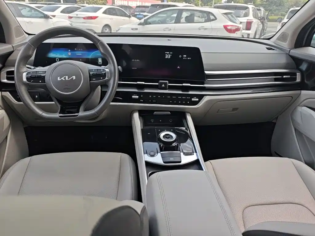 Kia Sportage — фото 10