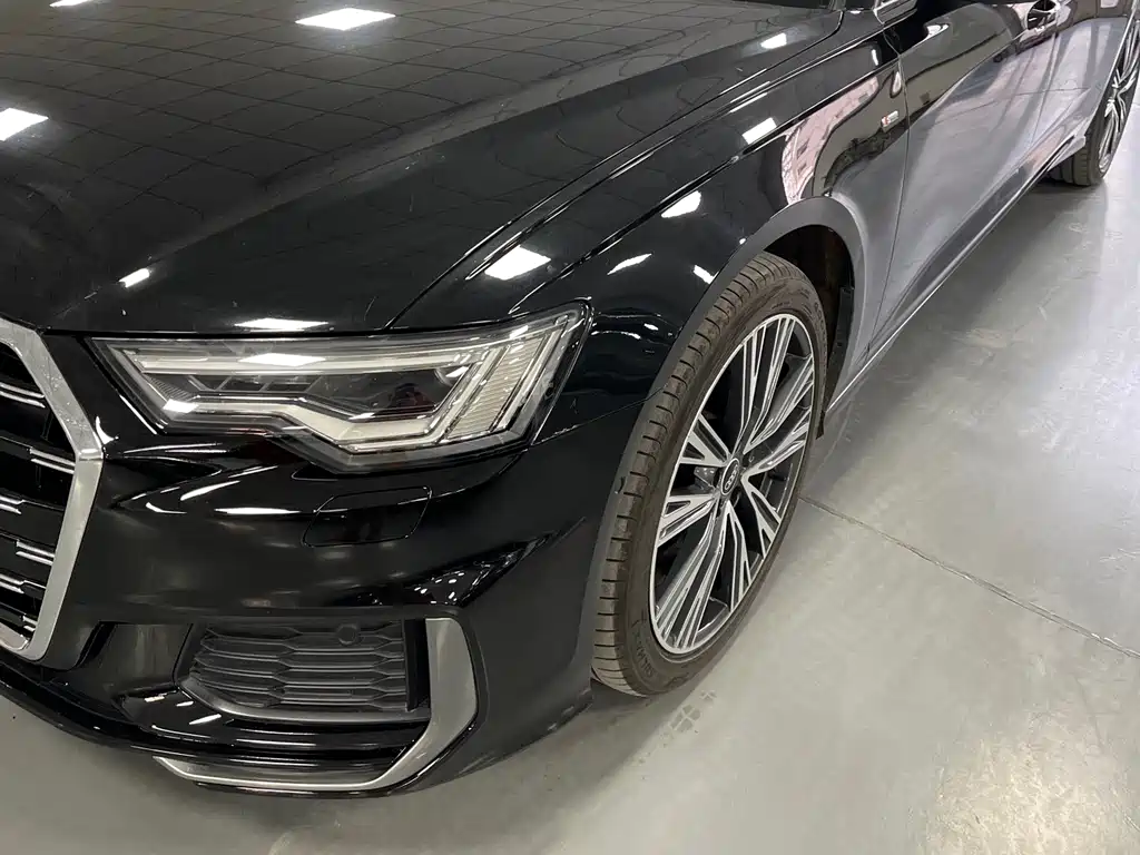 Audi A6L — фото 7