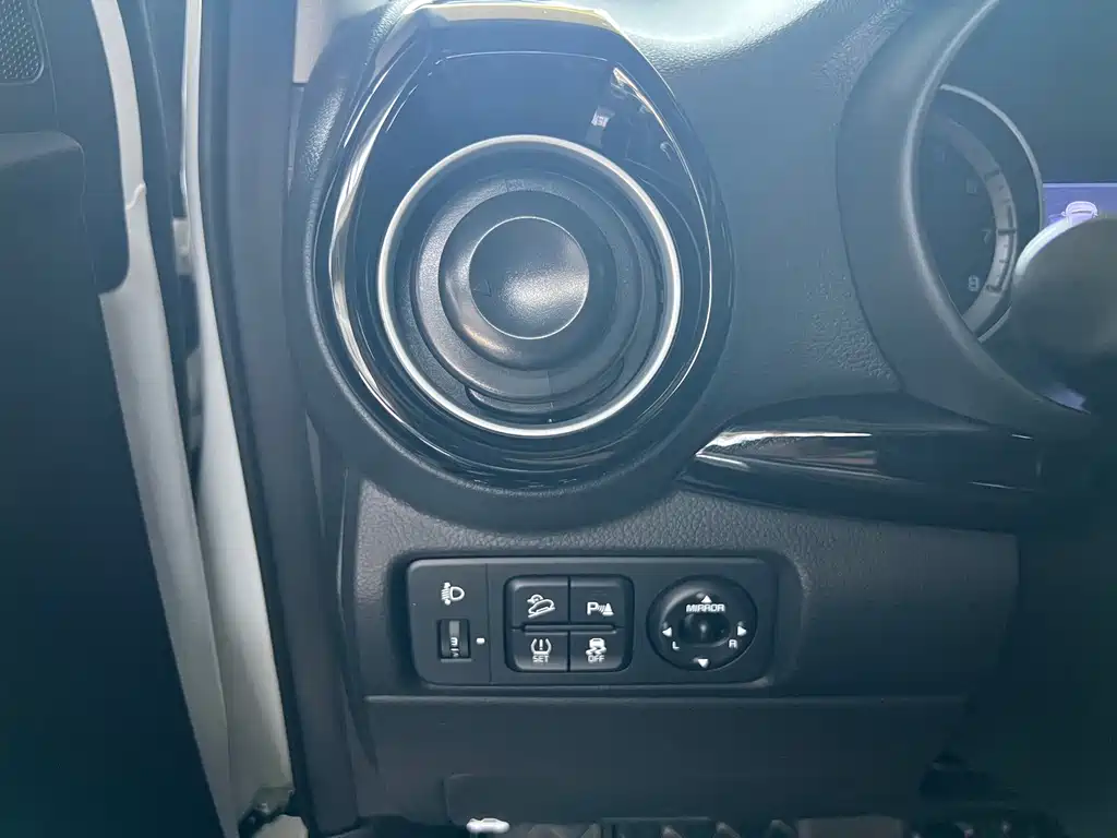 Kia KX1 — фото 11