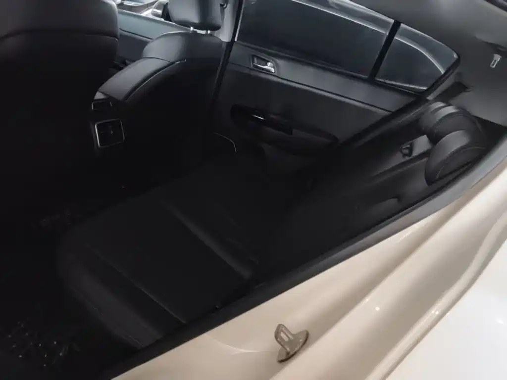 Kia KX5 — фото 17