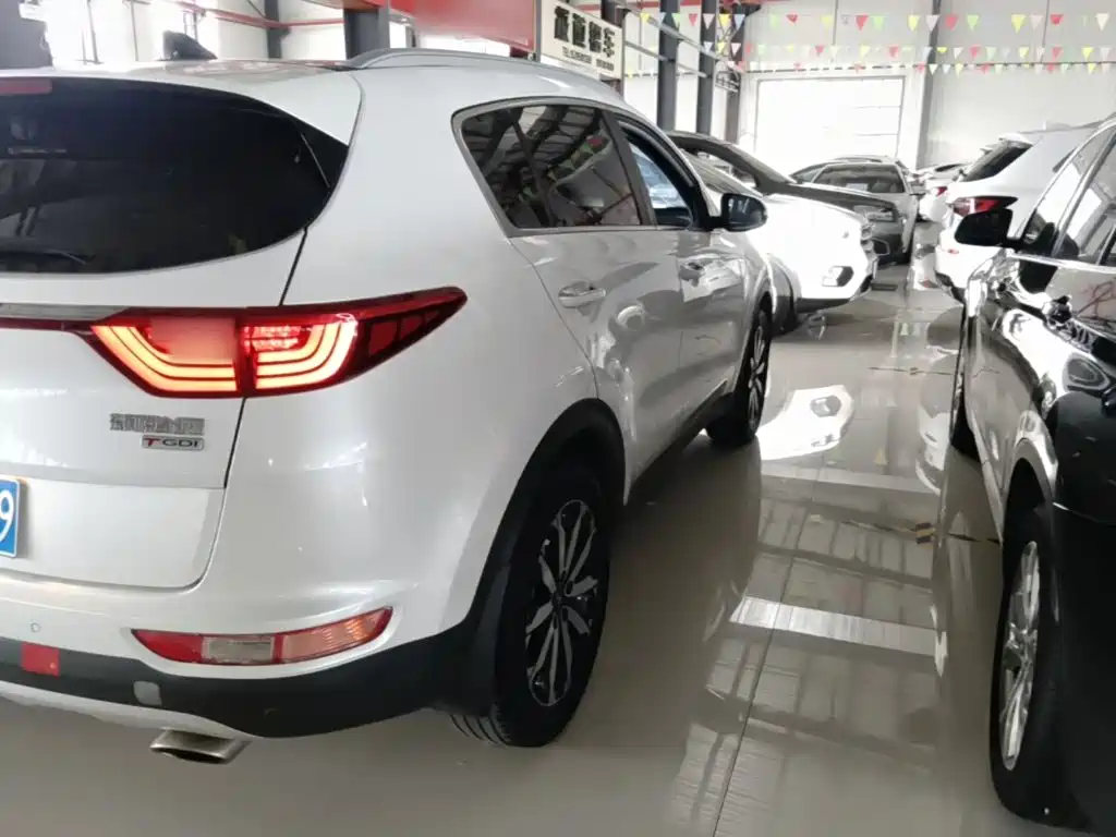 Kia KX5 — фото 8