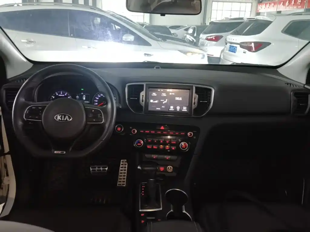 Kia KX5 — фото 10