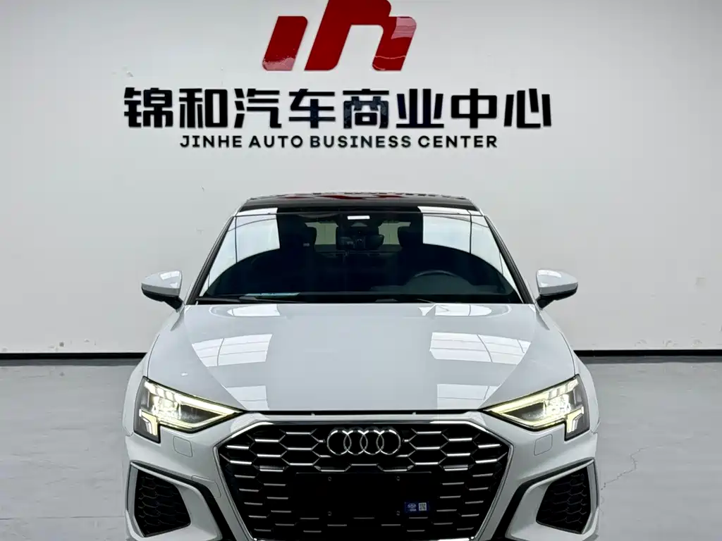 Audi A3 — фото 2