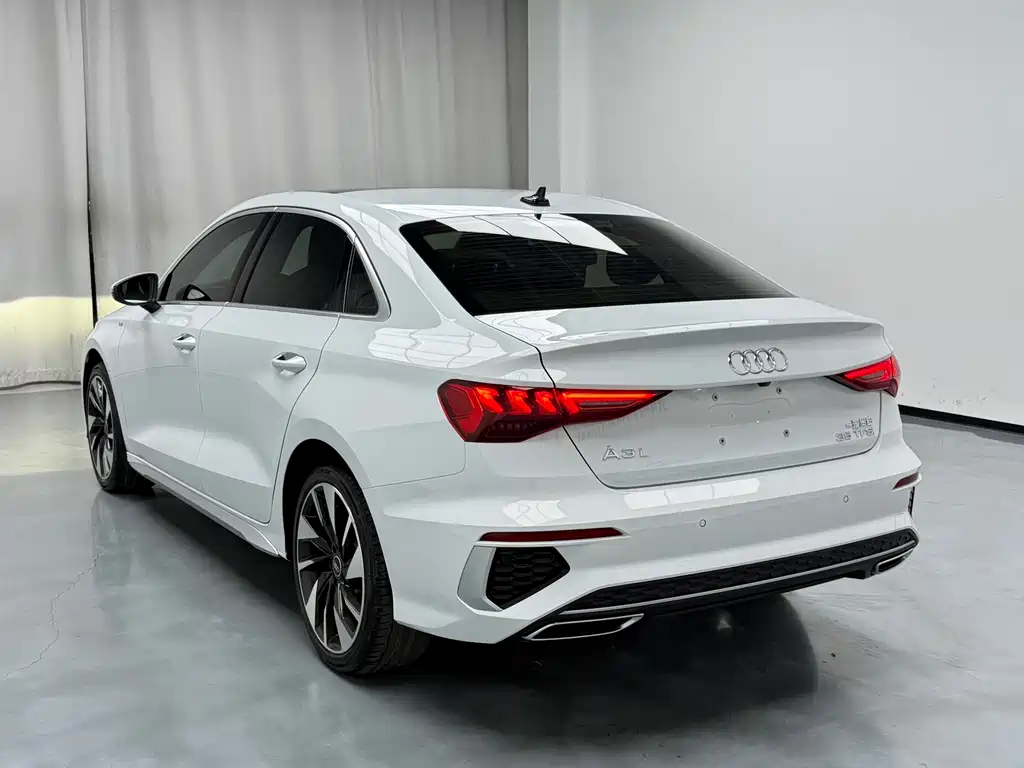 Audi A3 — фото 11