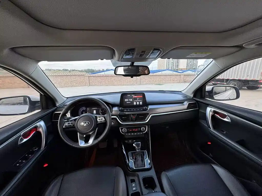 Kia Sportage — фото 5