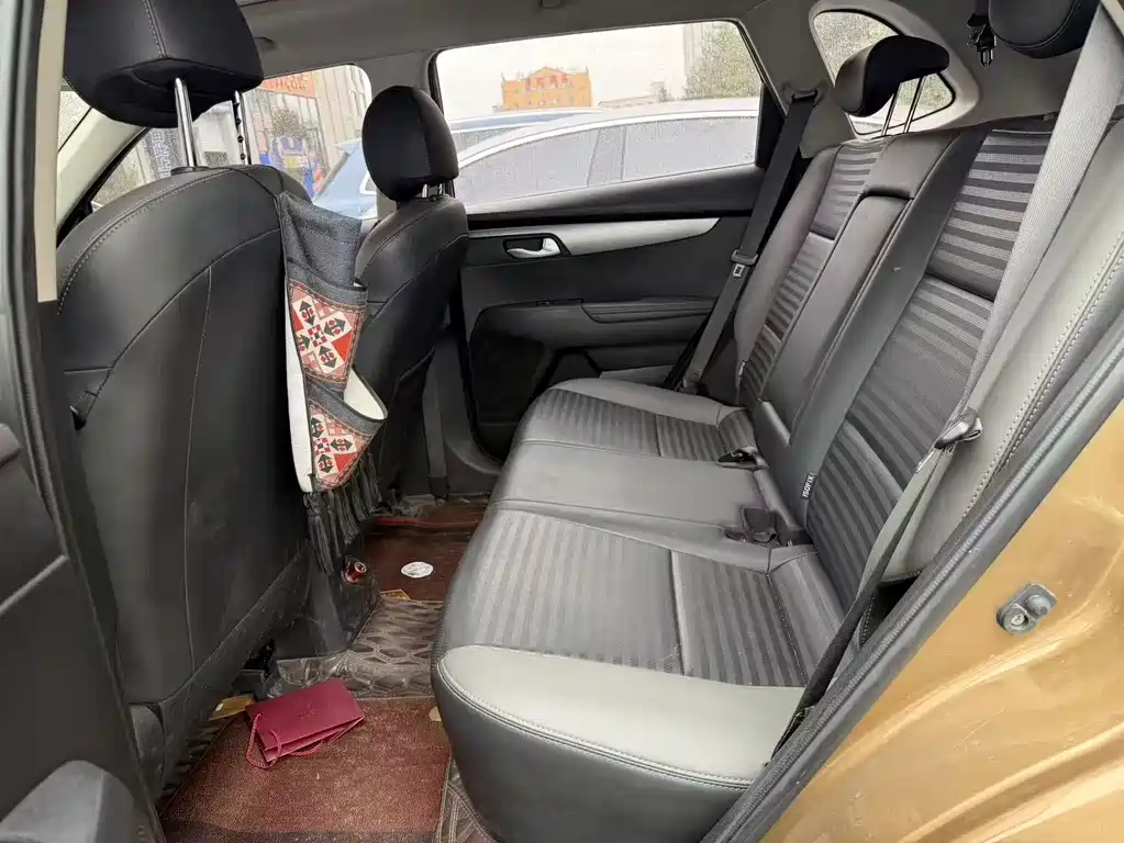 Kia Sportage — фото 5