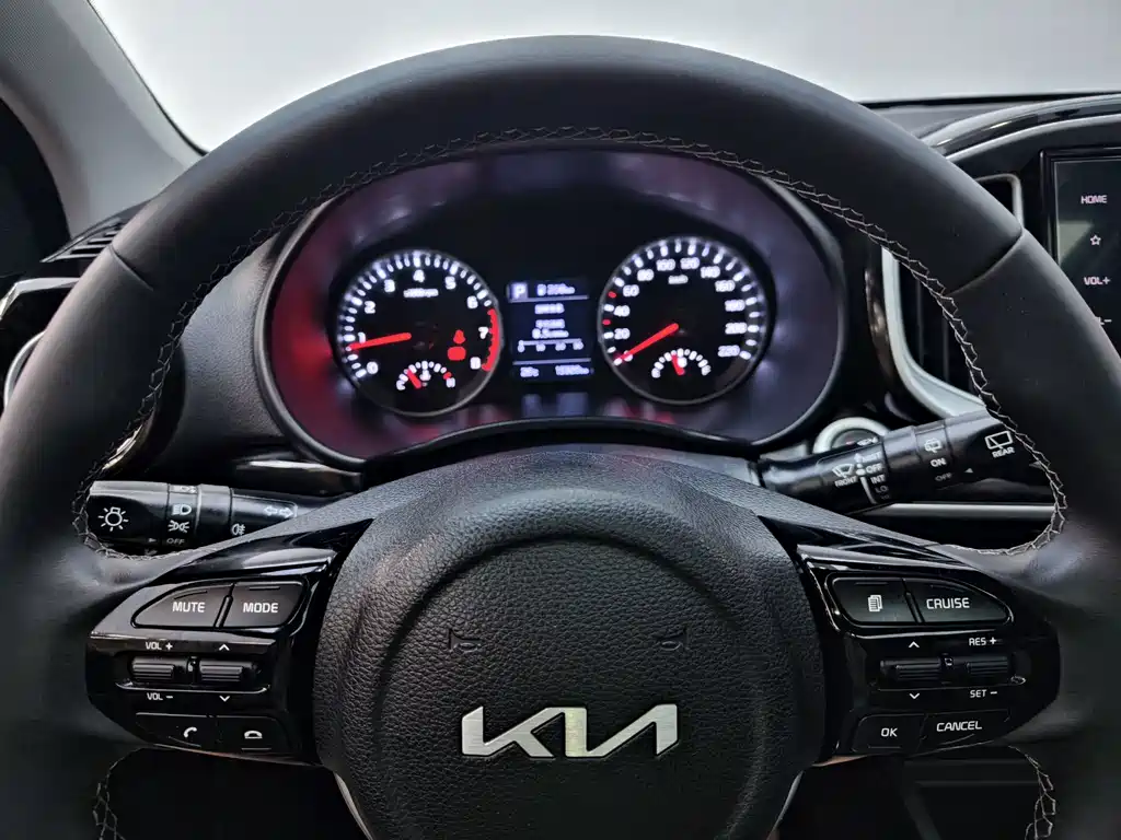 Kia KX1 — фото 17