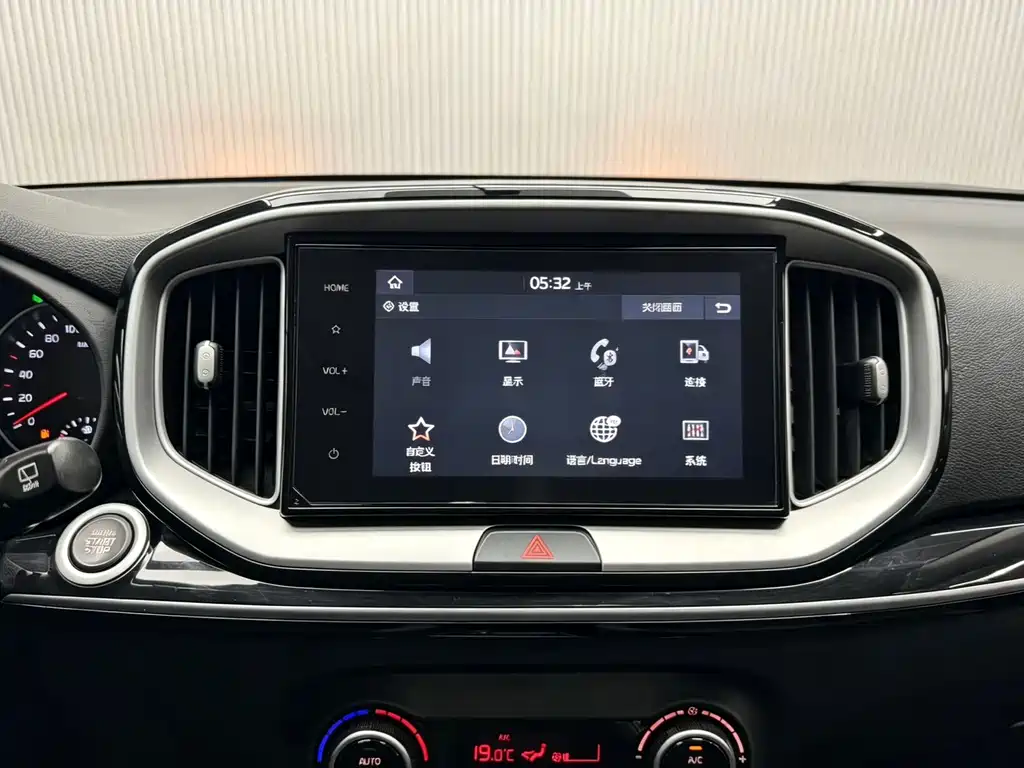 Kia KX1 — фото 17
