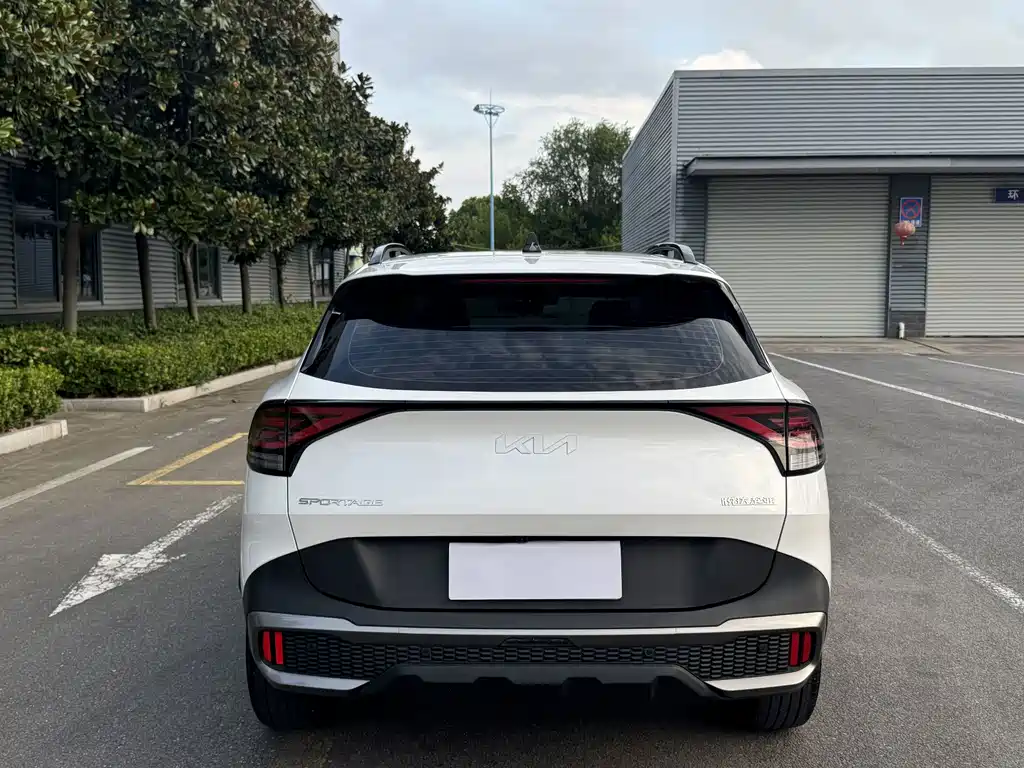 Kia Sportage — фото 8