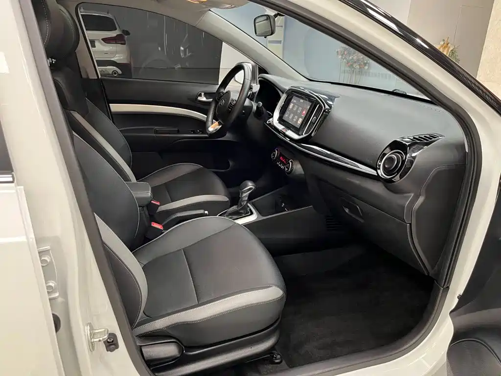 Kia KX1 — фото 13