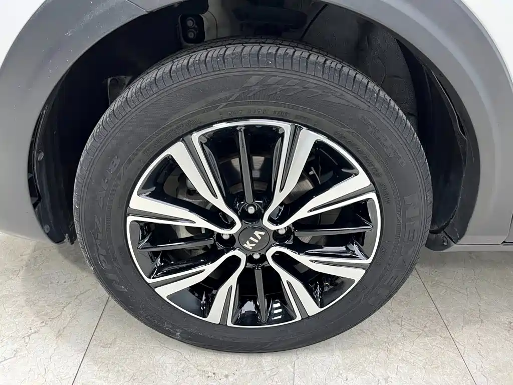 Kia KX1 — фото 18