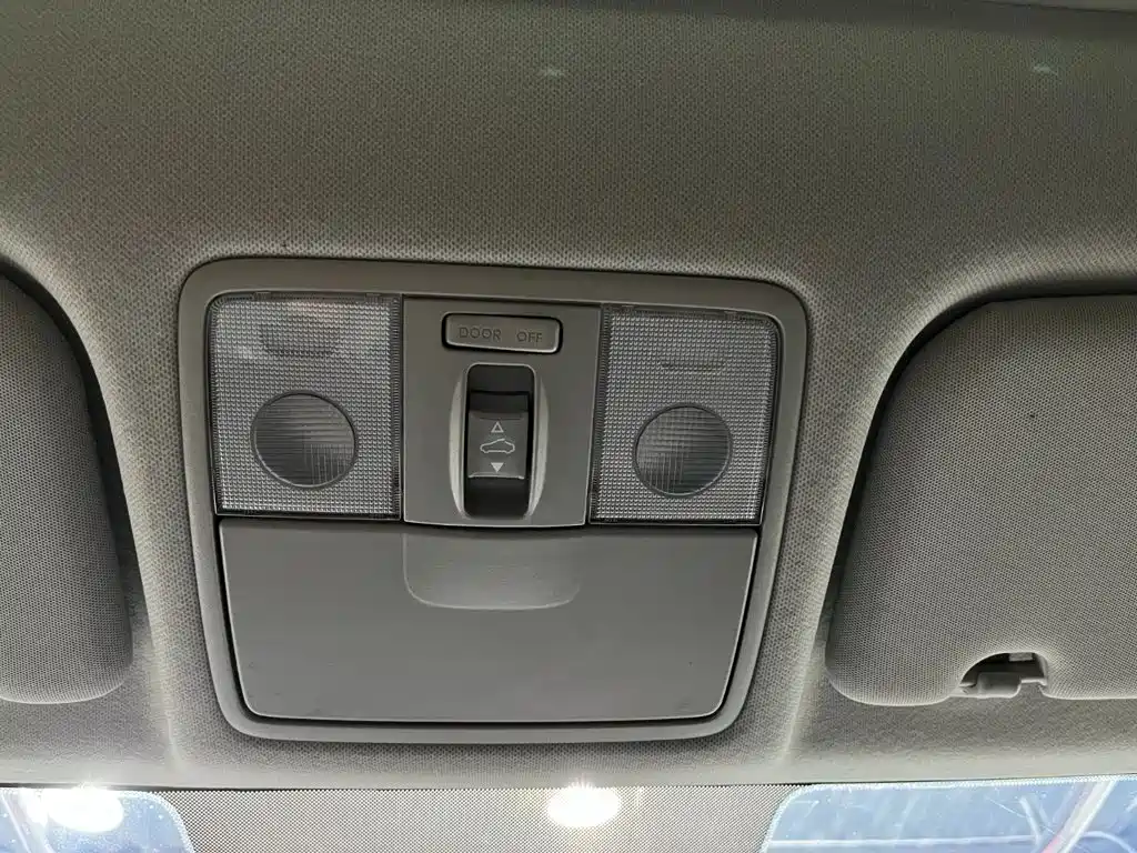 Kia KX1 — фото 8