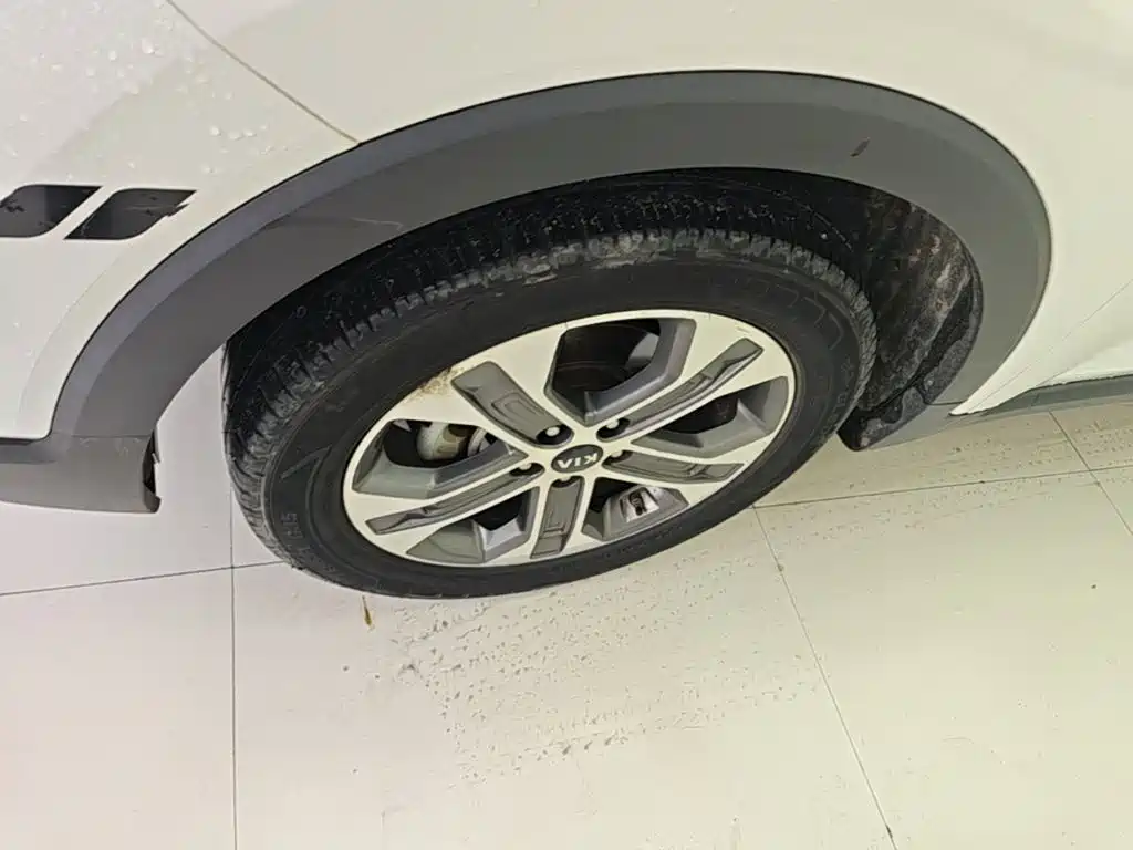 Kia Sportage — фото 25