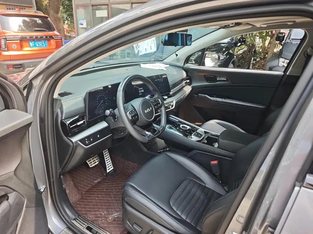 Kia Sportage — фото 8