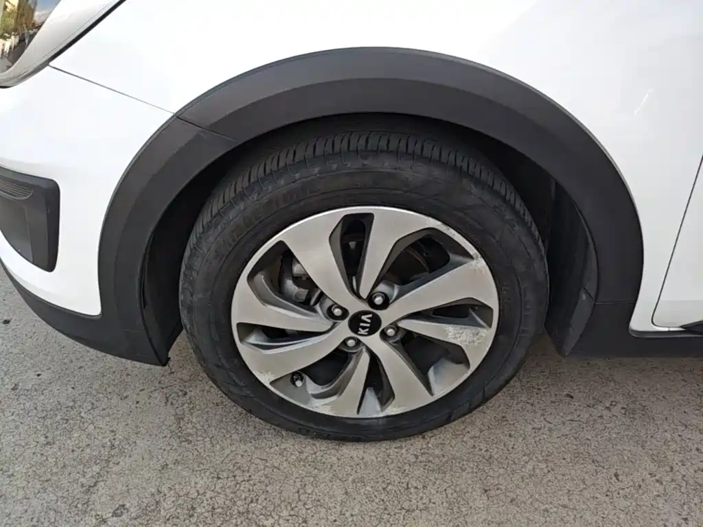 Kia KX Cross — фото 23