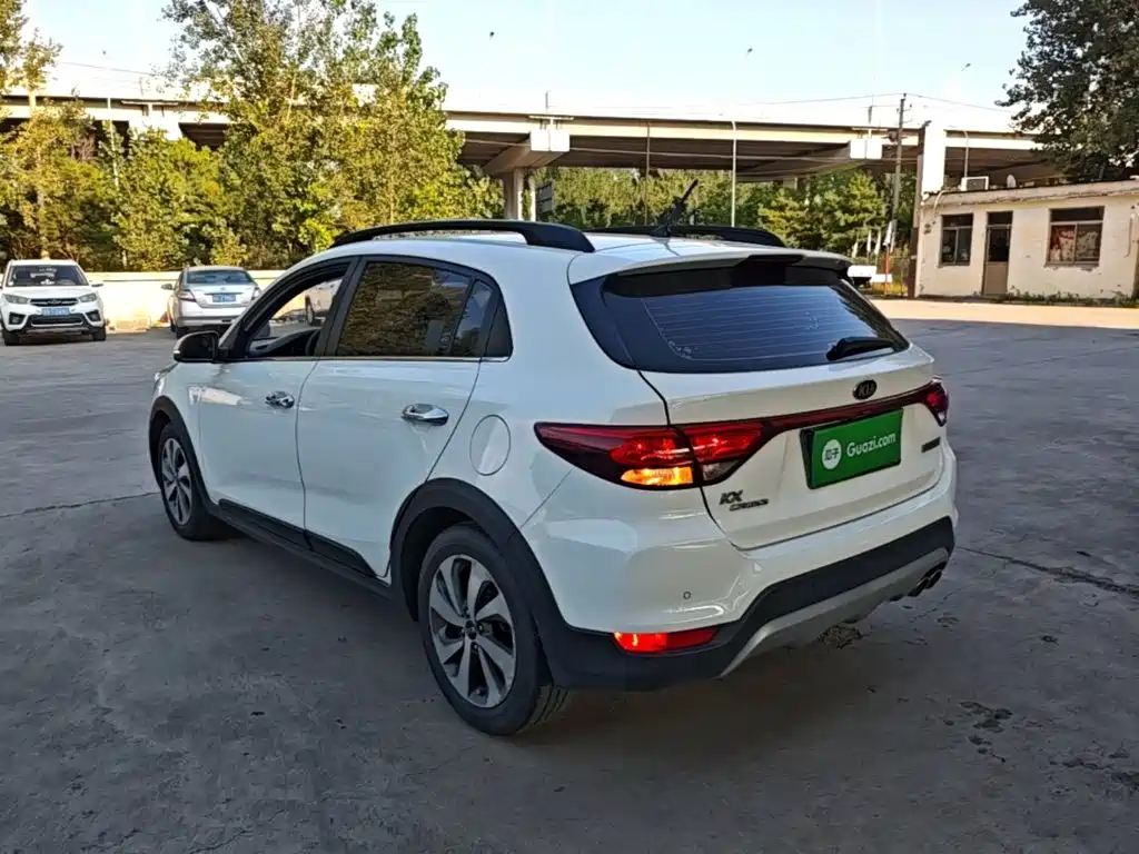 Kia KX Cross — фото 5