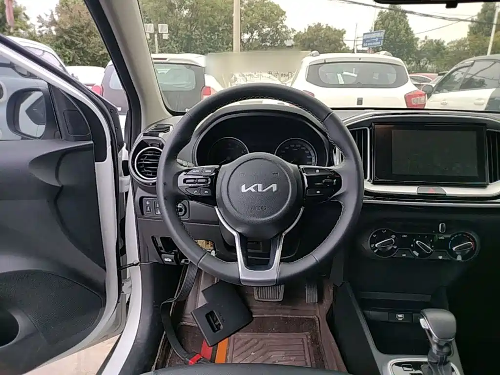 Kia KX1 — фото 7