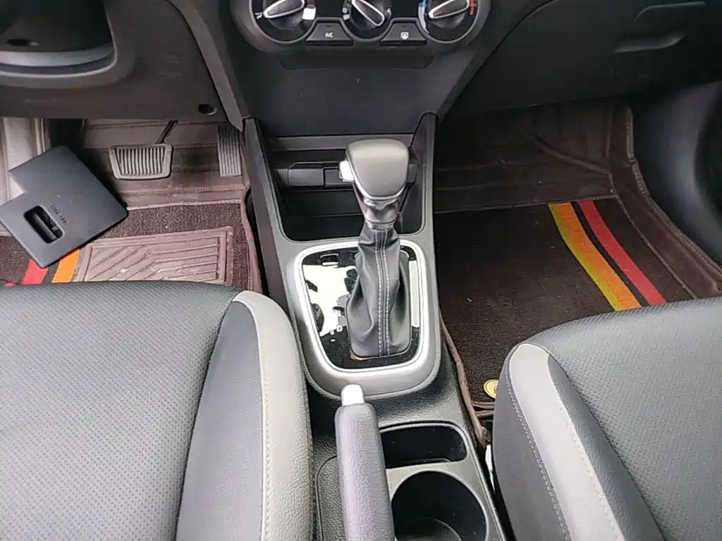 Kia KX1 — фото 10