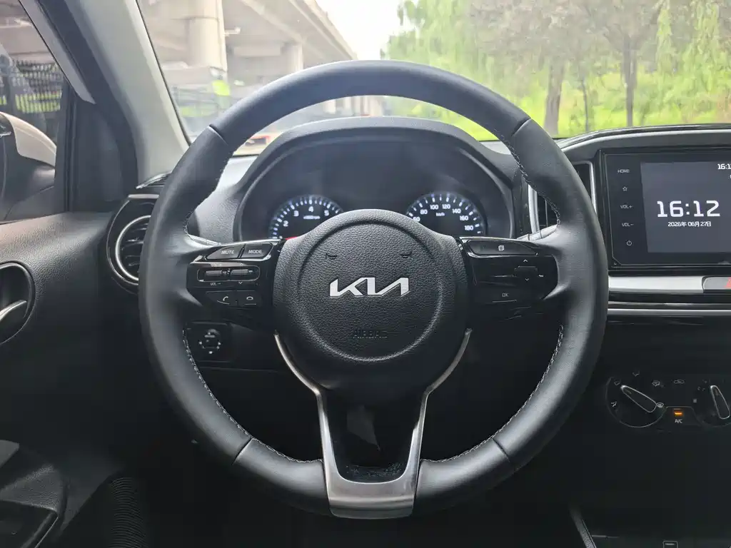 Kia KX1 — фото 15