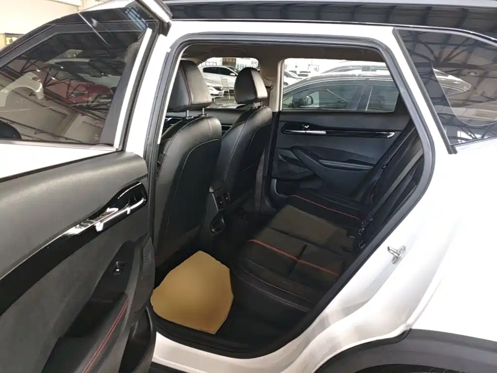 Kia KX3 — фото 17