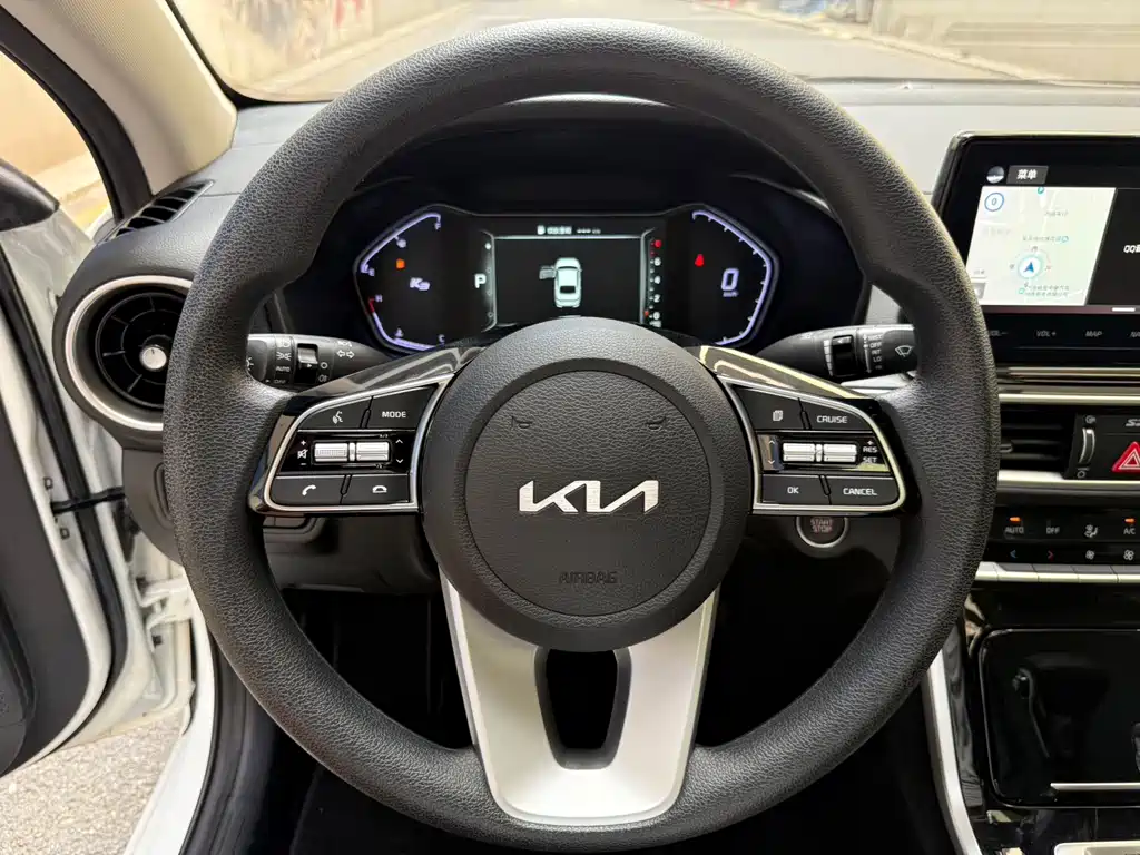Kia K3 — фото 11