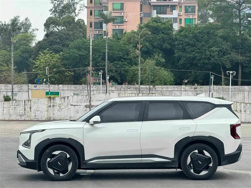 Kia EV5 — фото 8