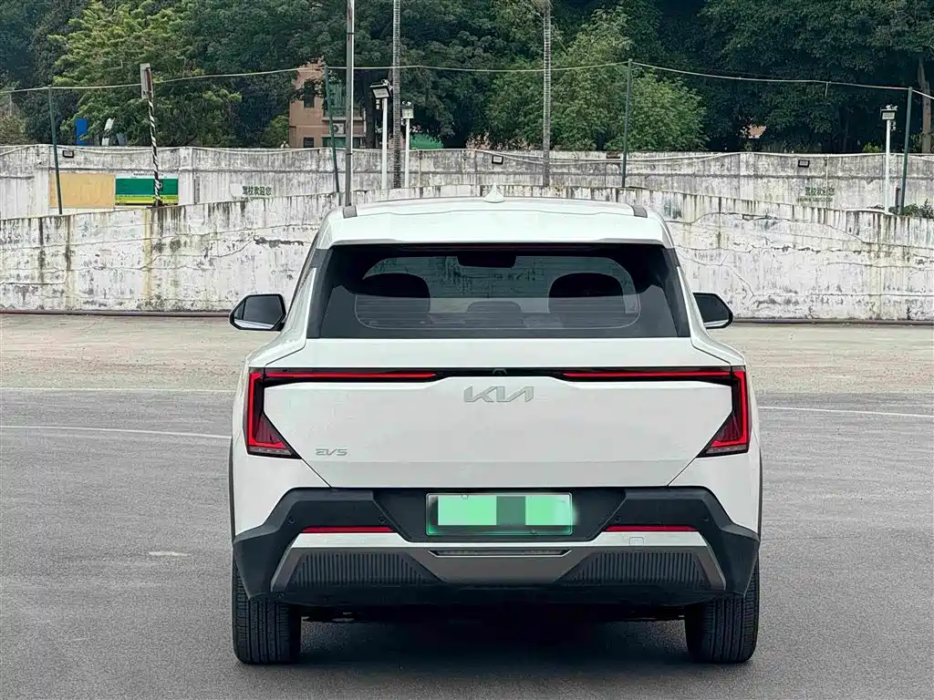 Kia EV5 — фото 9