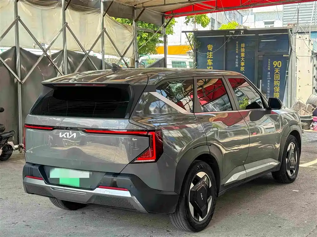 Kia EV5 — фото 11