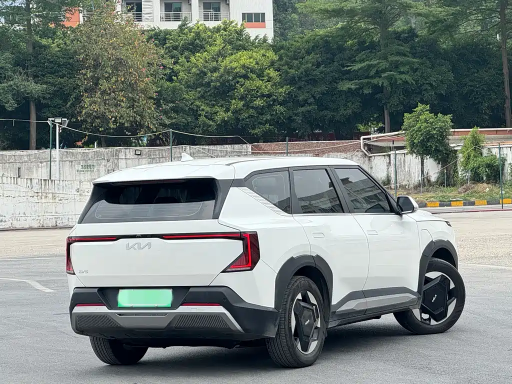 Kia EV5 — фото 8
