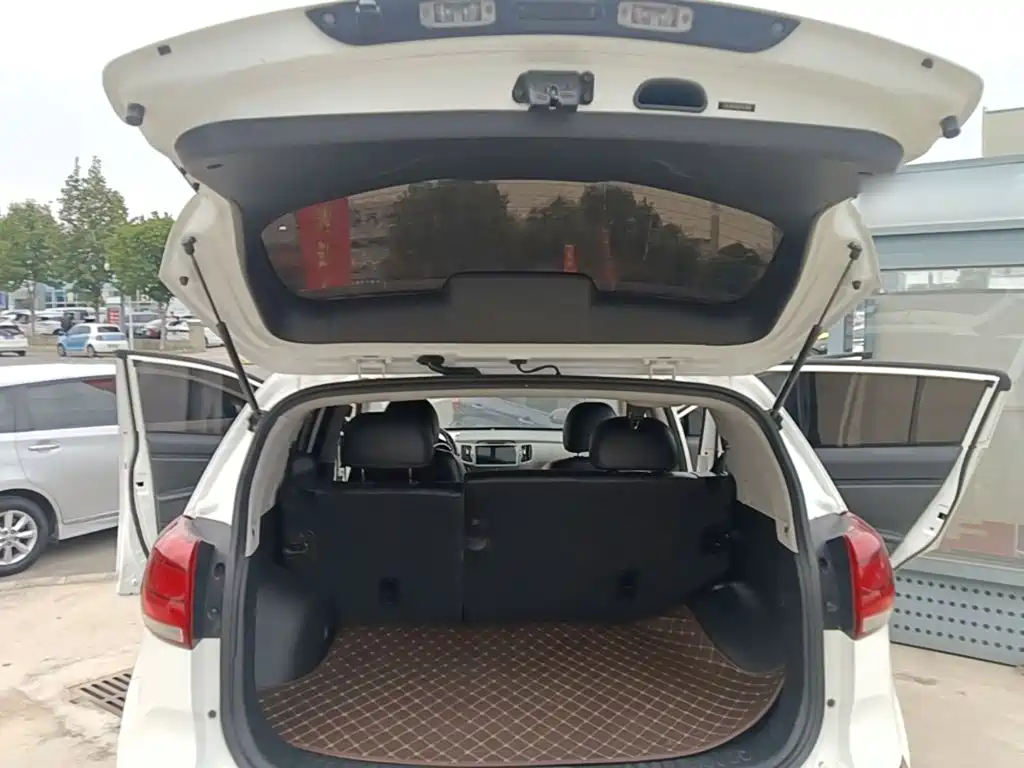 Kia Sportage — фото 19