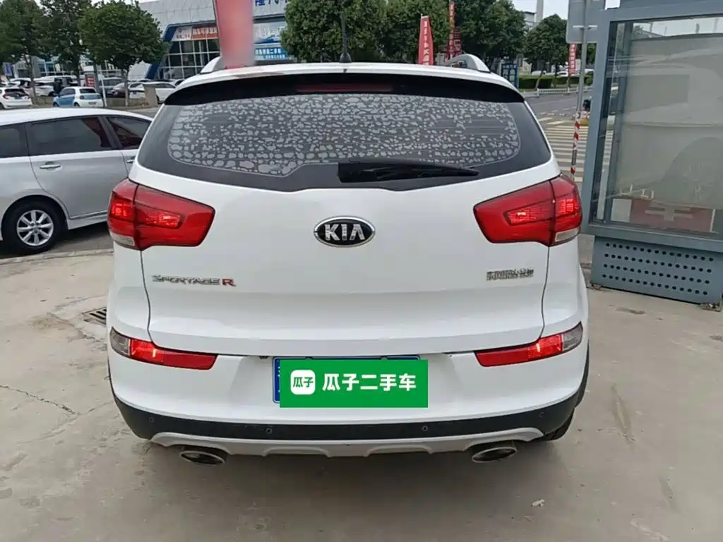 Kia Sportage — фото 6