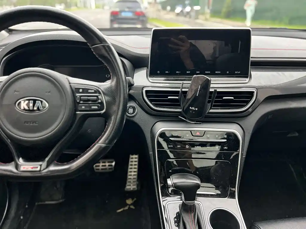 Kia KX5 — фото 11