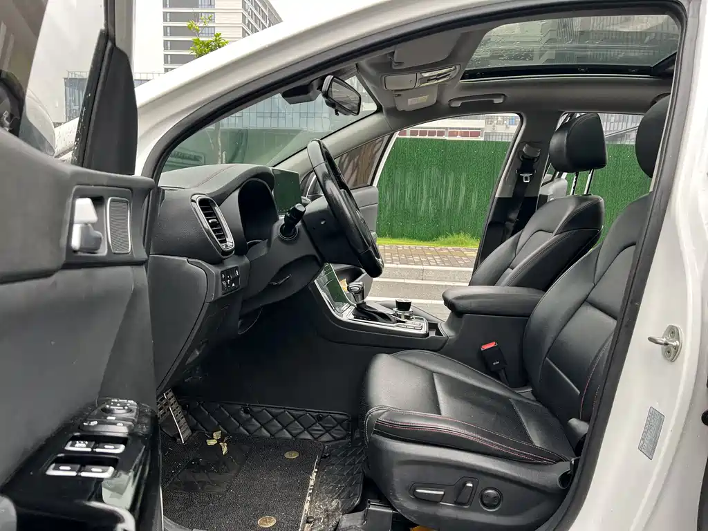Kia KX5 — фото 5