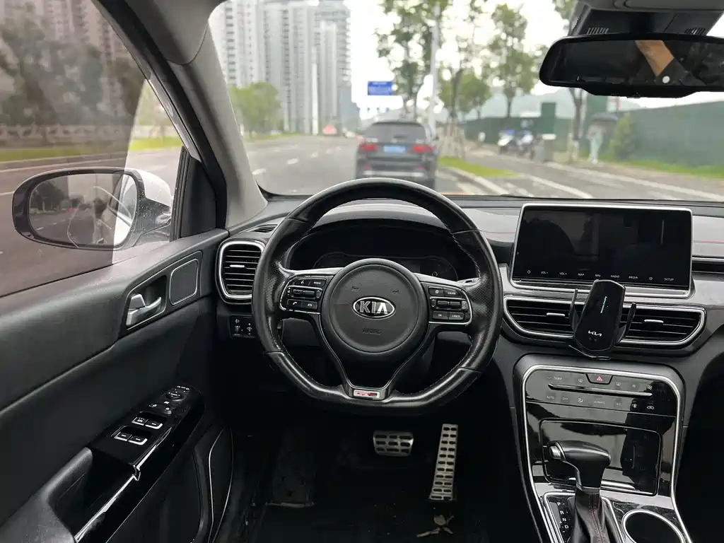 Kia KX5 — фото 9